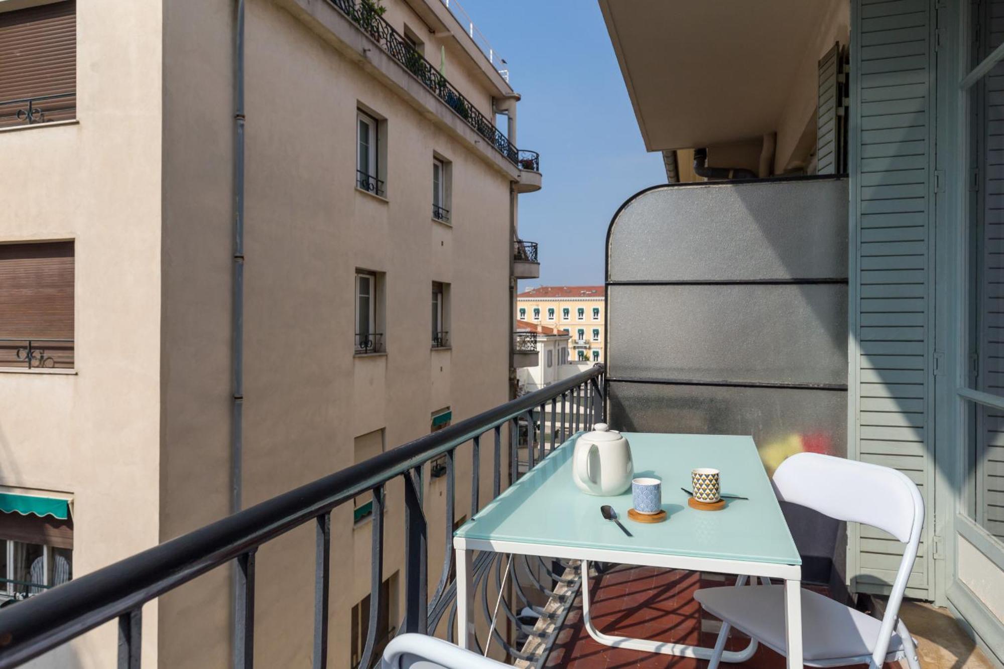 Ultra Central Large 2 Bdr Near Massena Square Ница Екстериор снимка