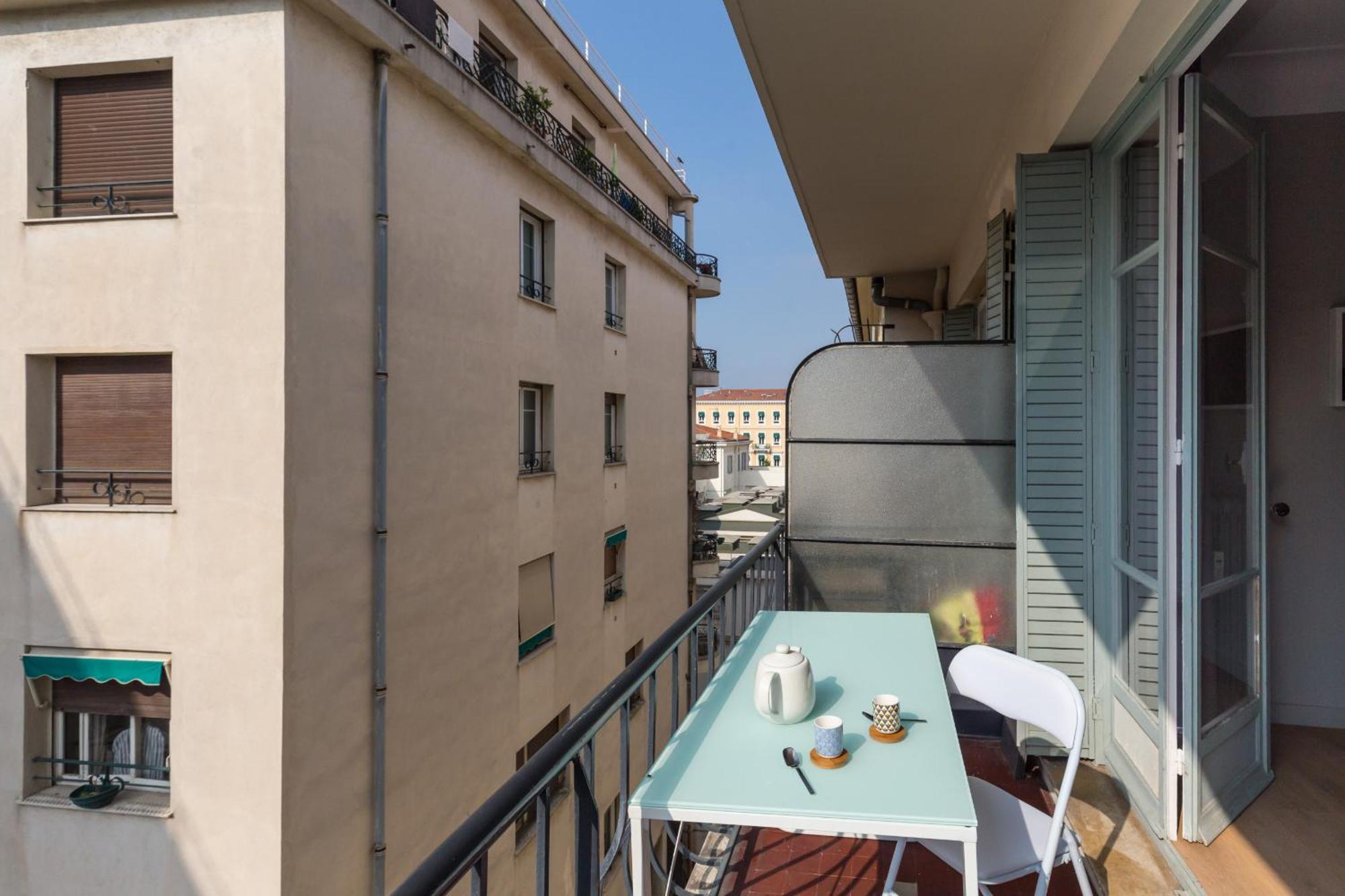 Ultra Central Large 2 Bdr Near Massena Square Ница Екстериор снимка