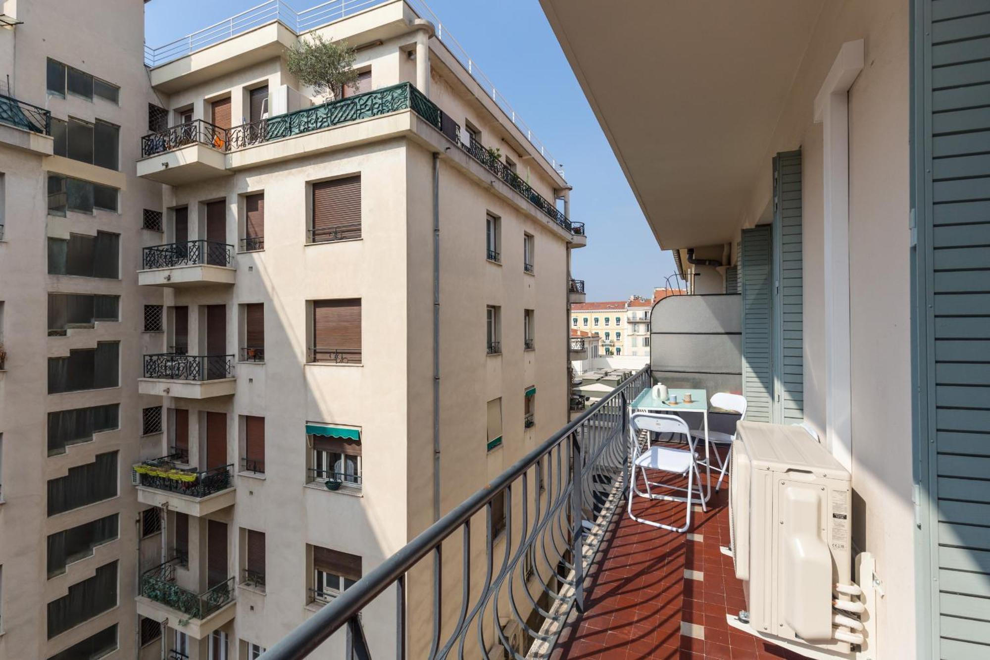 Ultra Central Large 2 Bdr Near Massena Square Ница Екстериор снимка